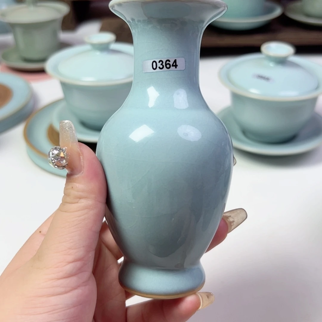 瓷片微瑕哈哈哈哈哈哈