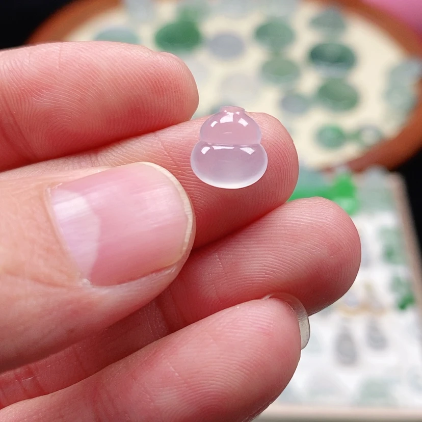【闪购商品】翡翠颈饰未镶嵌