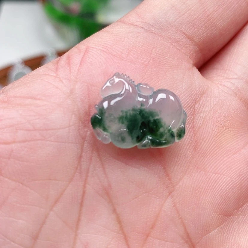 【闪购商品】翡翠吊坠(不含链)未镶嵌