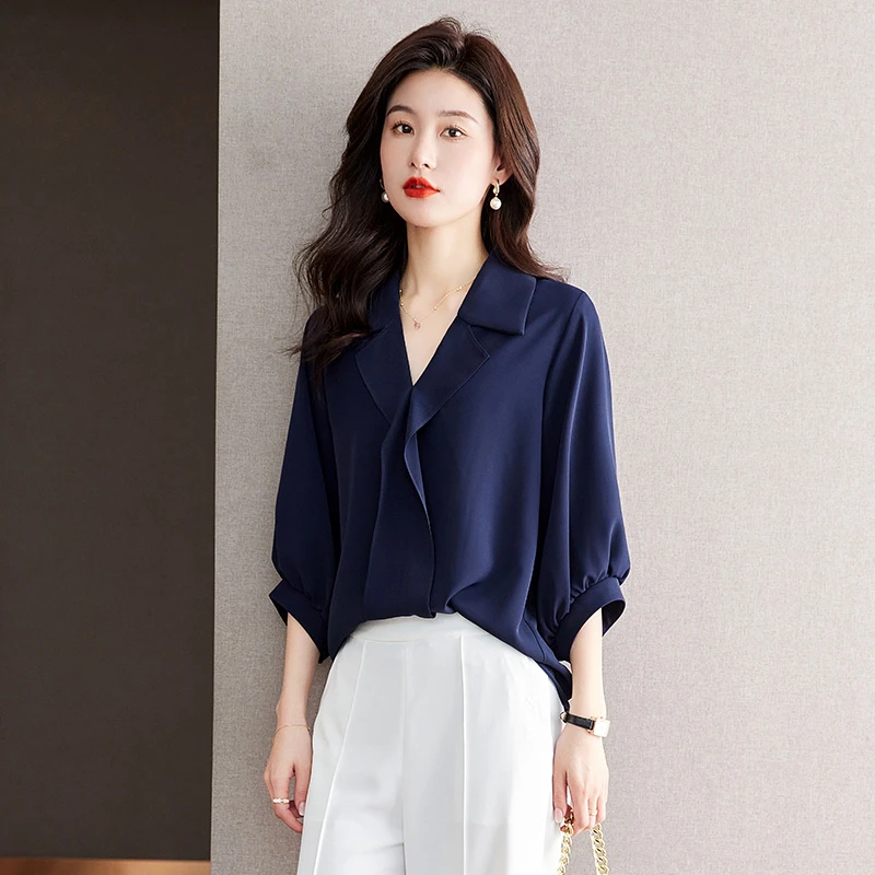 春夏季2024年新款时尚衬衫女装V领上衣五分袖洋气时髦气质小衫