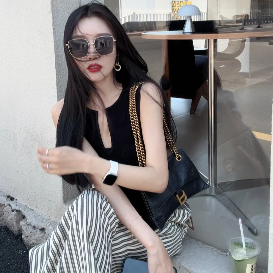 网红洋气炸街女装休闲套装无袖U型修身显瘦背心气质高级宽松长裤