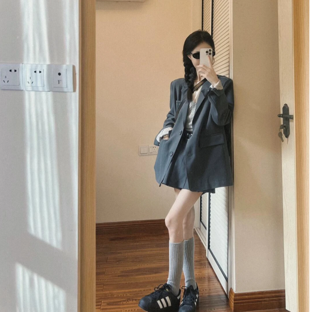 洋气休闲女早春百搭女装套装宽松韩版外套减龄显腿长短裙甜妹穿搭