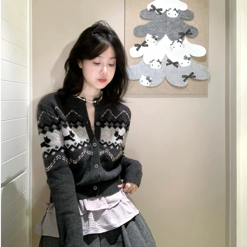 费尔岛毛衣外套女秋冬小狗提花复古针织开衫短款上衣搭高腰半身裙