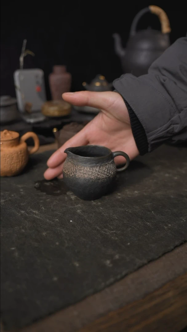 【闪购商品】紫砂手捏公道杯120c