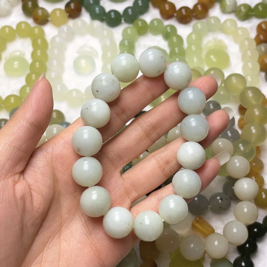蛇纹石玉手串未镶嵌