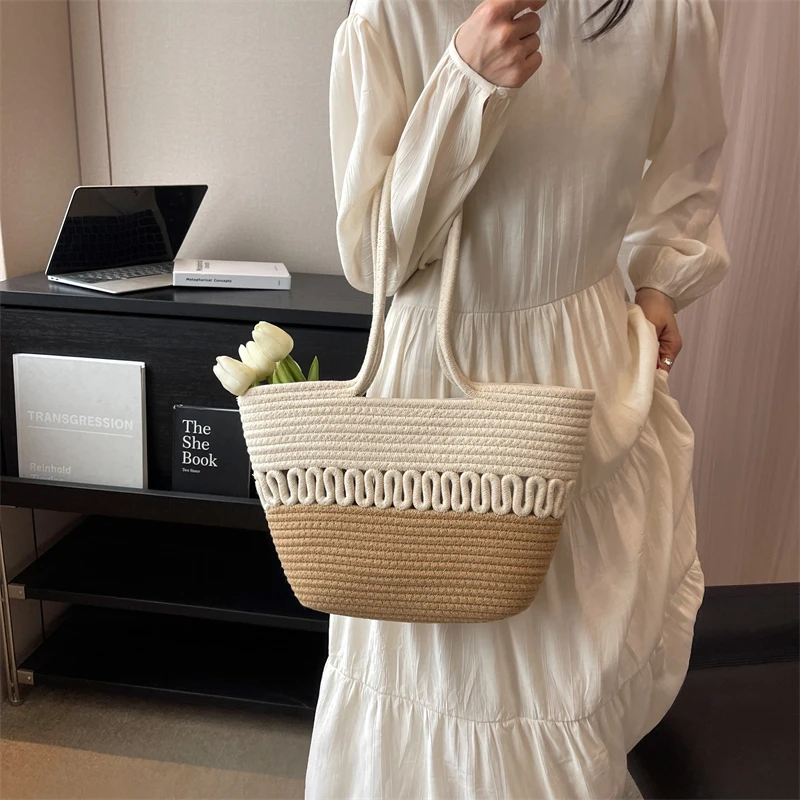 单肩包镂空编织包新款沙滩大容量法式草编包休闲小众百搭气质