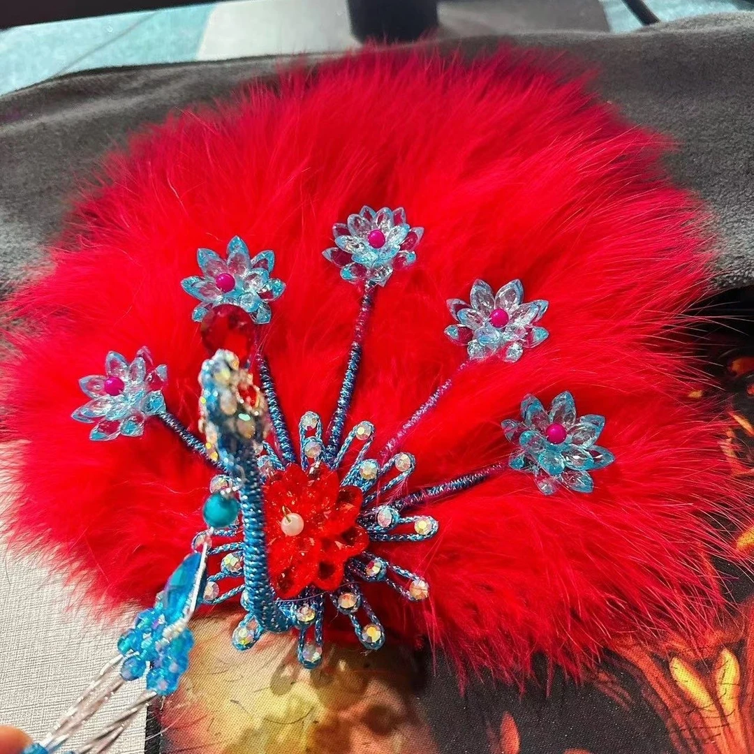 原创新款秧歌二人转头饰头花配饰羽毛广场舞蹈演出民族花冠大秧歌