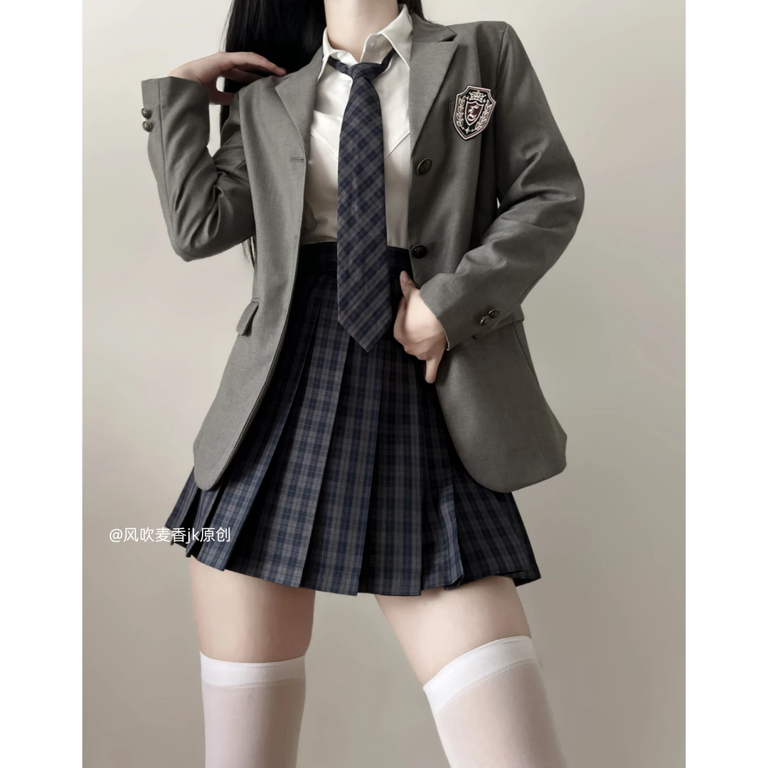 风吹麦香梨星灰色西装外套纯色正版jk制服学院风校供感秋冬季叠穿