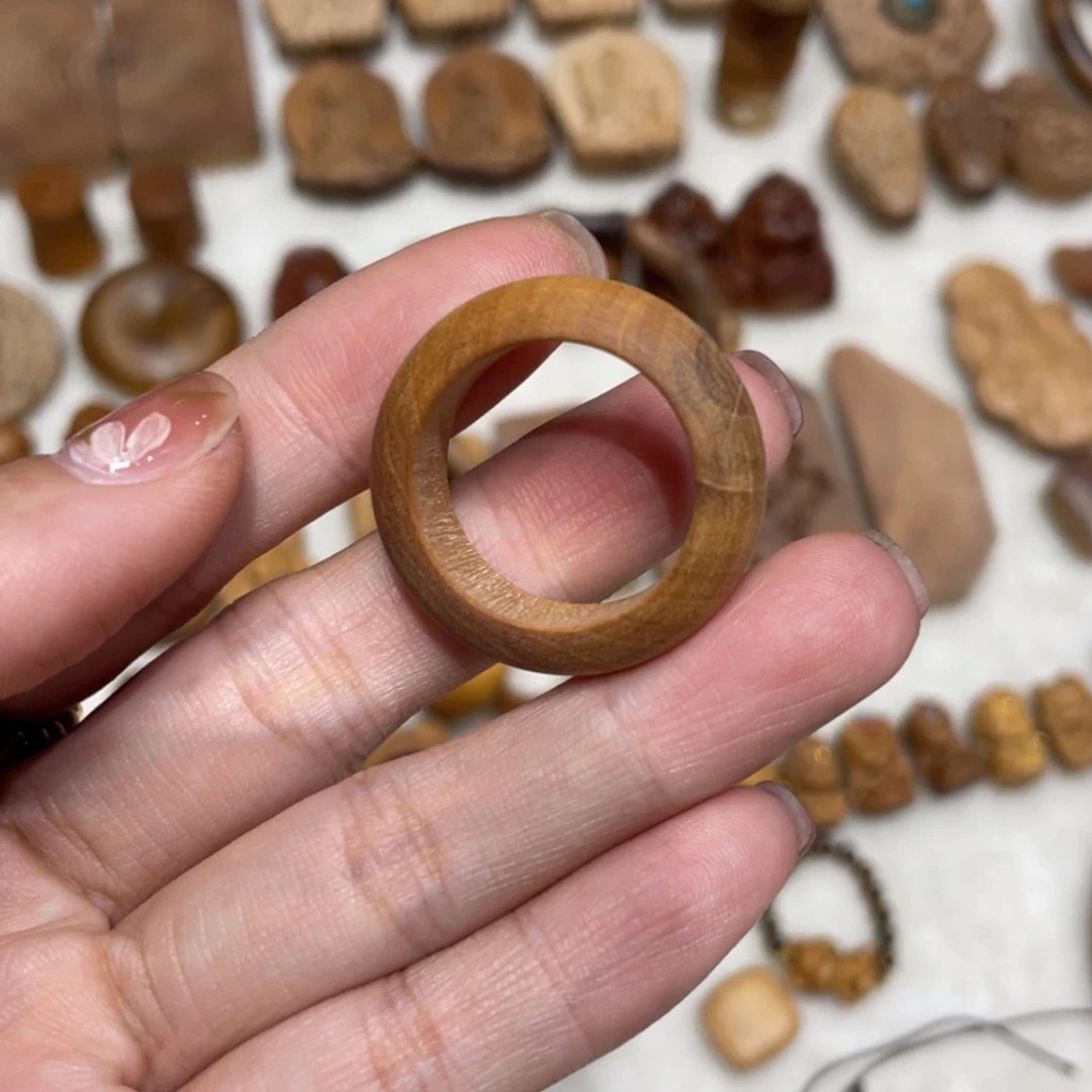 【闪购商品】檀香木吊坠小吊坠瑕疵