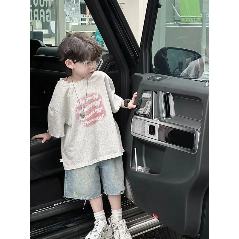 男童夏季套装2024新款时尚潮流字母印花短袖酷帅破洞牛仔裤两件套