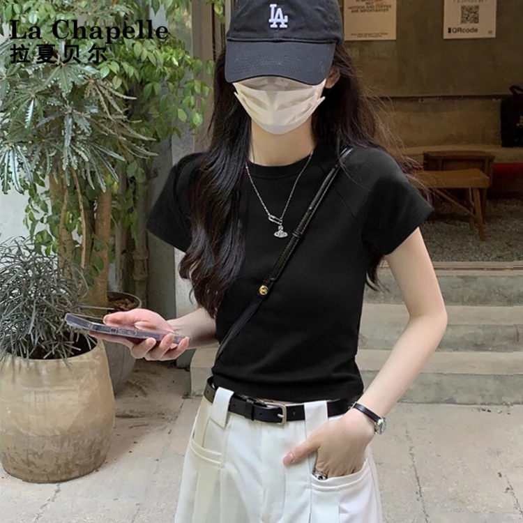 【拉夏贝尔】律动莫兰迪韩系黑色圆领正肩短袖t恤女夏修身辣妹上衣