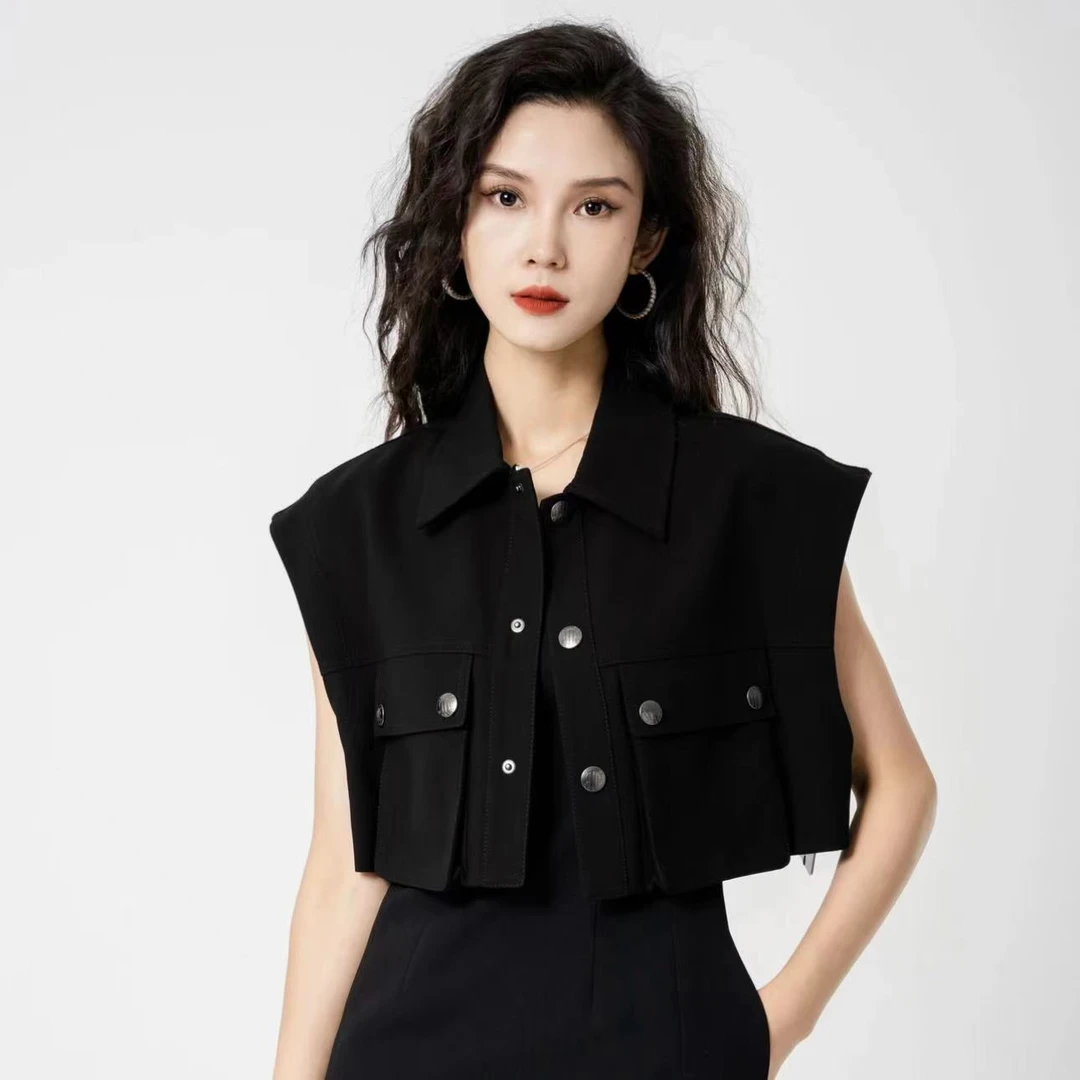 AMASS/阿玛施双口袋无袖设计工装短款气质百搭马甲女款5400706