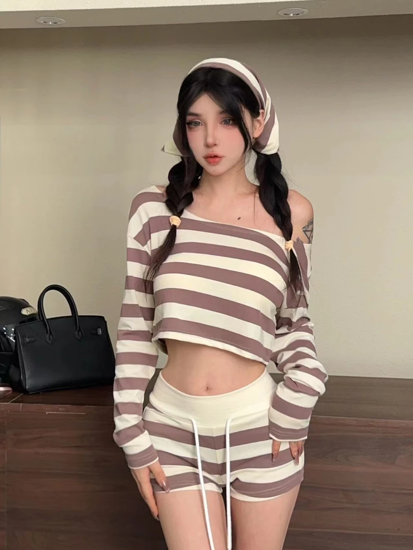 龙怼怼推荐【条纹女孩】二件套女装套装休闲百搭条纹裤子套装拼色