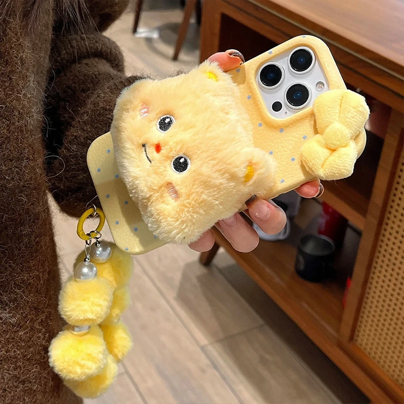 BANCA秋冬毛绒黄油小熊适用苹果16手机壳iPhone15promax挂绳14/13