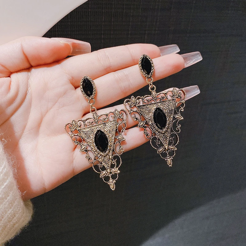 合金耳饰 欧美复古夸张辣妹中古风个性新款潮高级感耳钉小众时尚