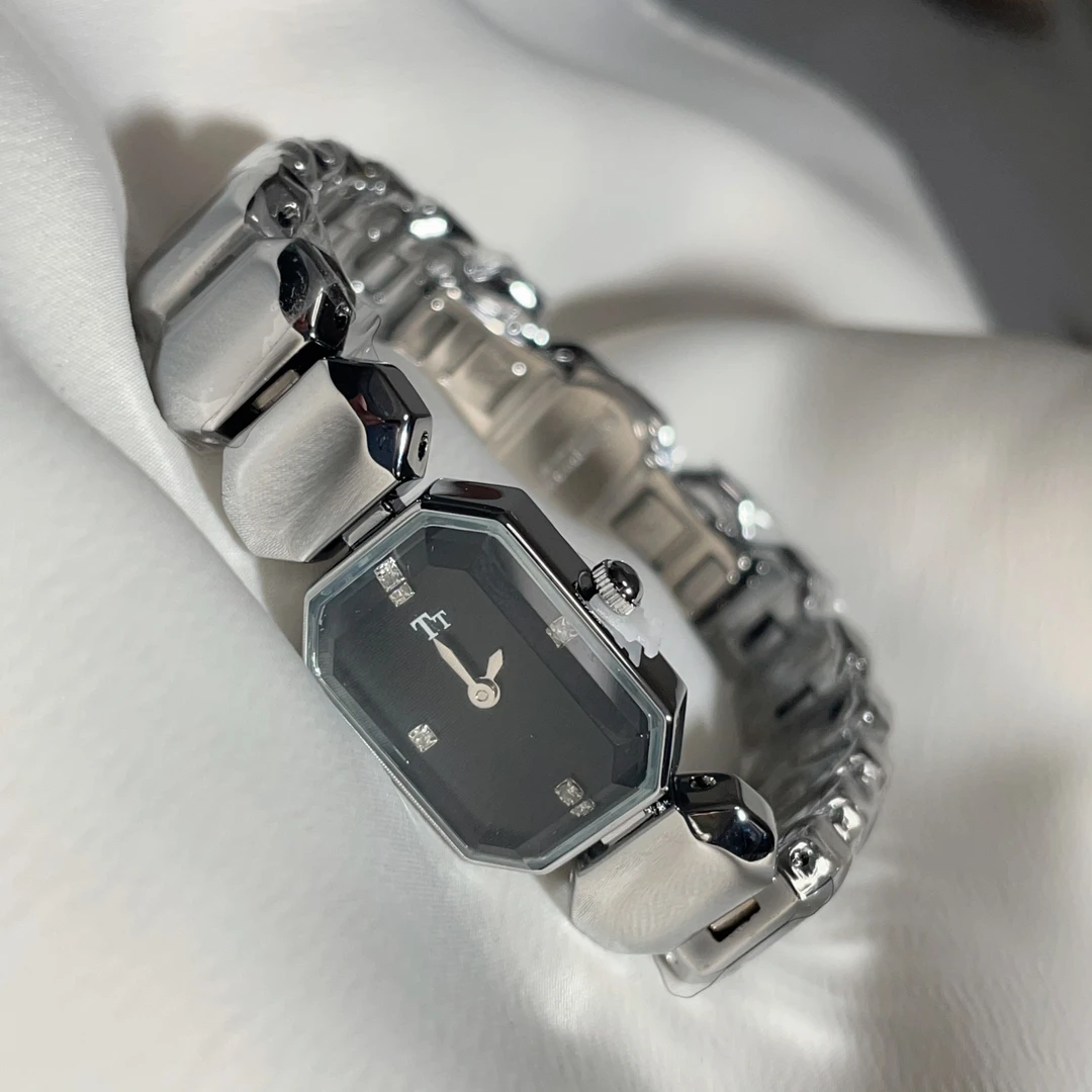 高级感小冰糖块方糖手表女个性小众设计感轻奢女款方形石英女表38