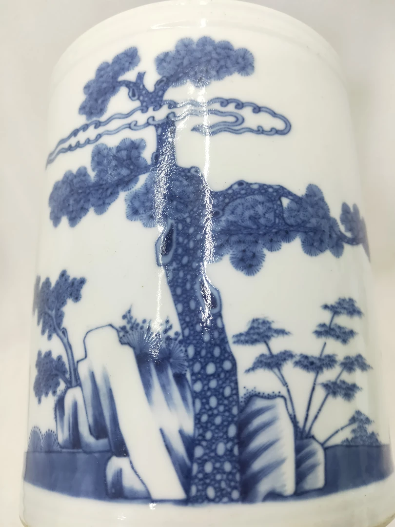 青花笔斗  高度17  口径12