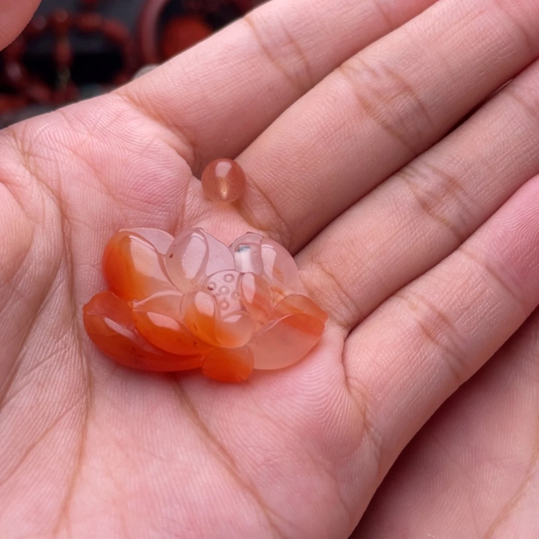 【闪购商品】南红玛瑙立体莲花未镶嵌