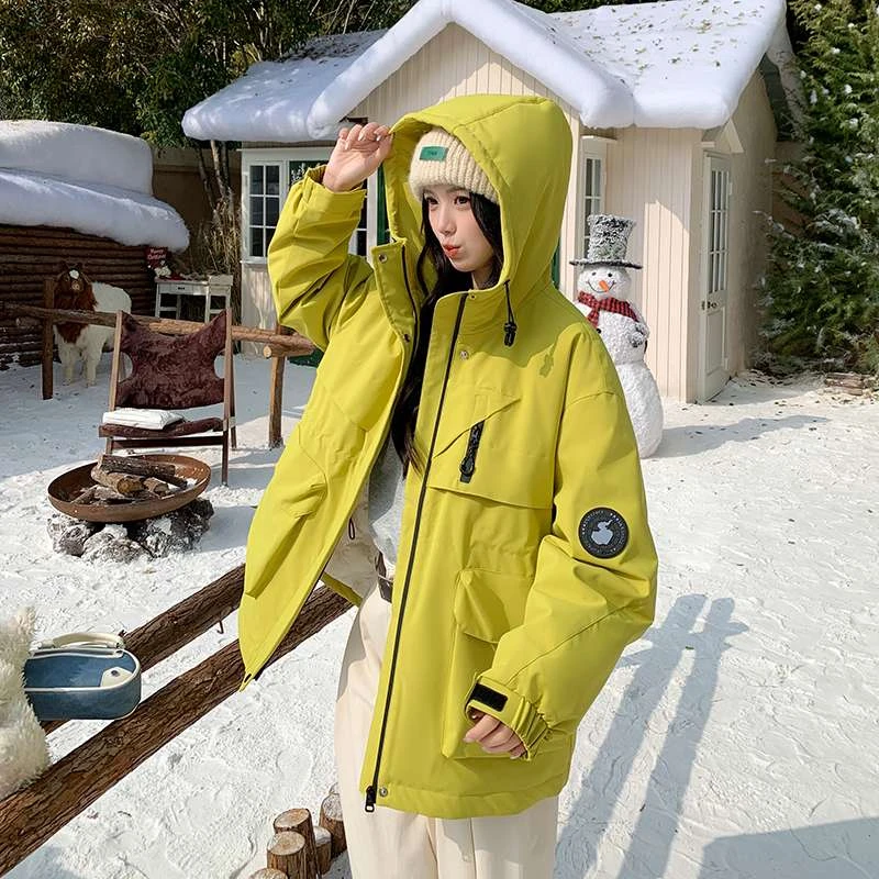 荧光绿工装连帽羽绒服女2024冬季保暖羽绒服女款爆款2024新款正品