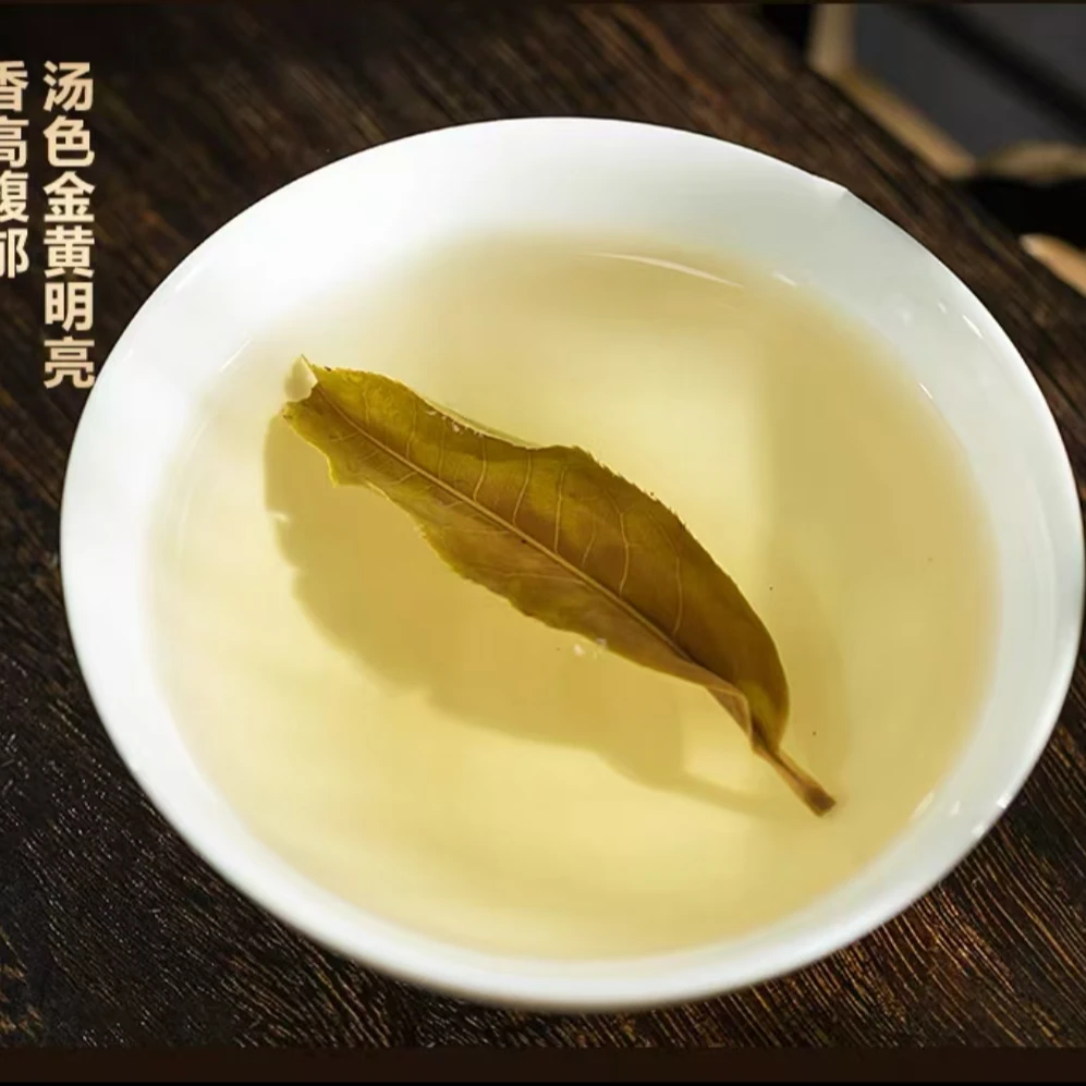 2008年普洱珍藏版生茶茶砖250克/砖
