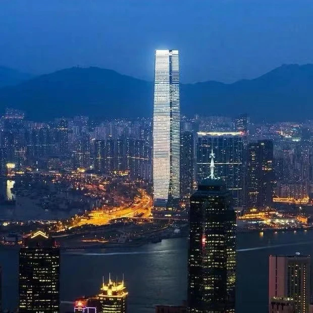 拼接袖梵文烫钻洗水做旧T恤长袖7075#