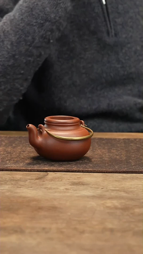 【闪购商品】紫砂茶壶微瑕蛋包提梁