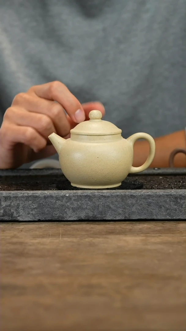 【闪购商品】紫砂茶壶微瑕绿泥巨轮珠