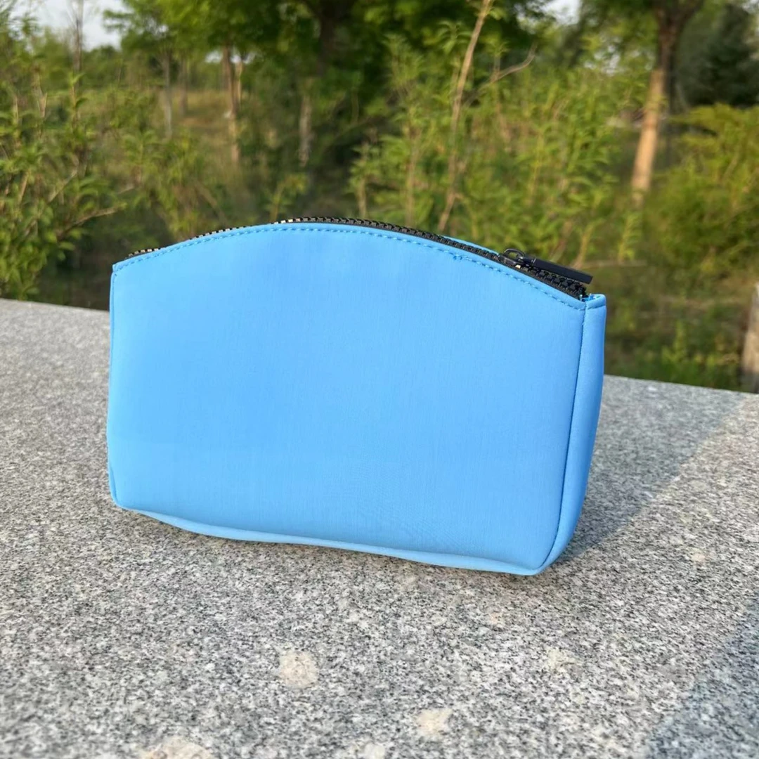 蓝色大容量手拿旅行收纳包洗漱包化妆包大号便携手拿包简约时尚