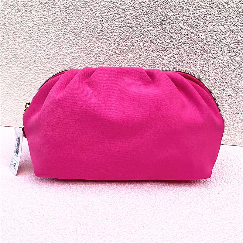粉色雅诗云朵布艺化妆包收纳包手拿包包便携包零钱包纯色少女心