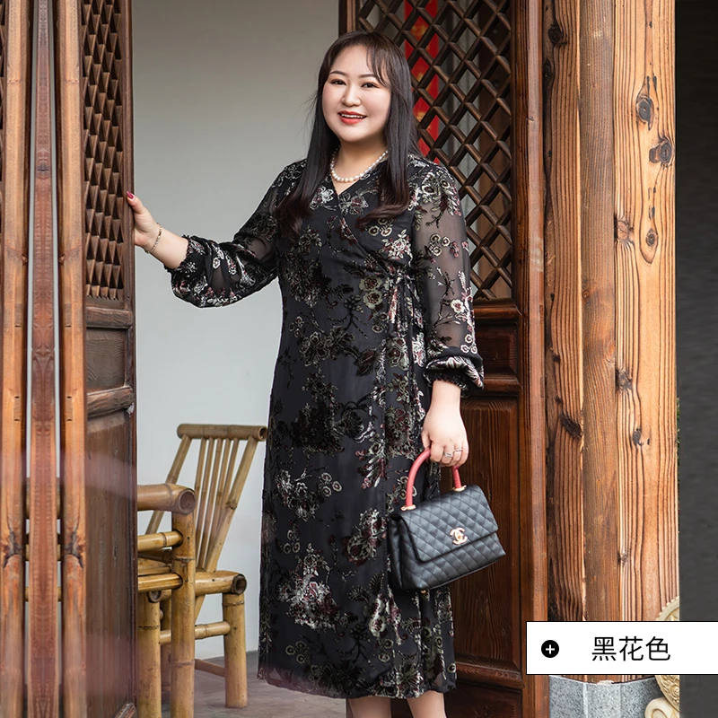 今年流行春装女2024新款知性优雅连衣裙女胖mm大码女装显瘦轻奢