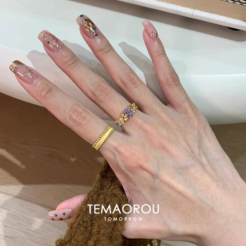 铜合金合成锆石戒指 紫荆棘花锆石戒指女小众设计感时尚气质指环