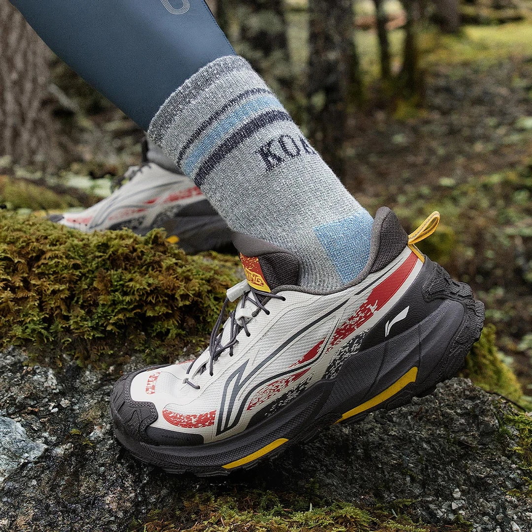 李宁逸界 2.0丨徒步鞋反光防泼水支撑稳定户外时尚运动鞋AHTU005