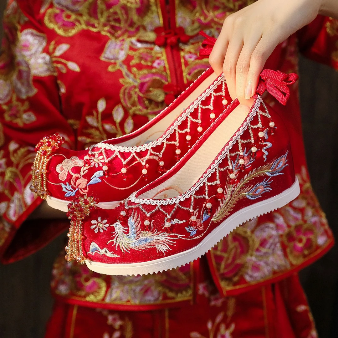 【新流苏】新娘鞋内增高中式婚礼古装新娘刺绣鞋秀禾鞋汉服绣花鞋