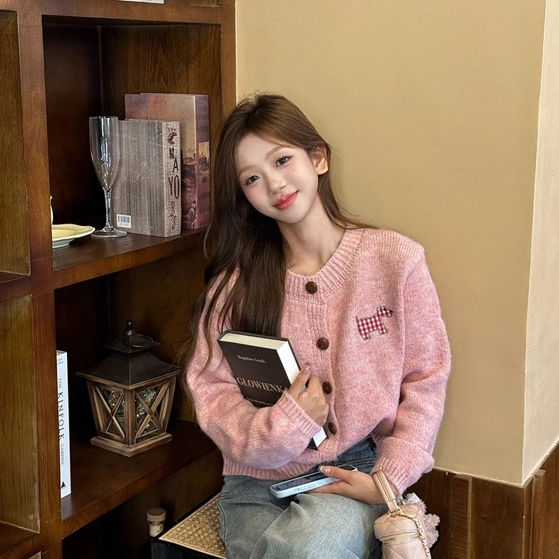 小狗贴布糖果色甜美开衫毛衣女2024秋季新款洋气减龄软糯短款上衣