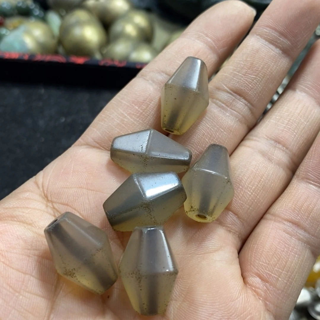 【闪购商品】琉璃颈饰