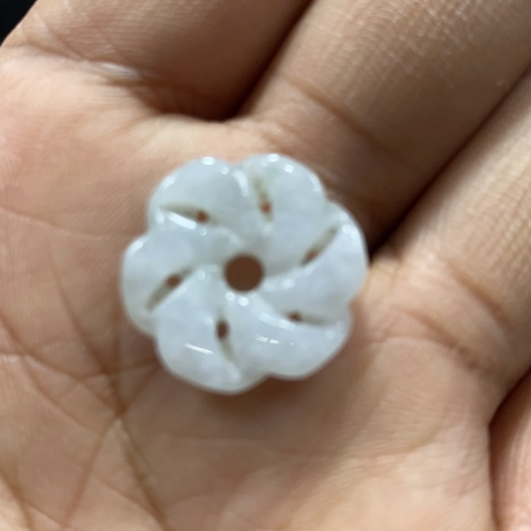 【闪购商品】琉璃颈饰大**洲