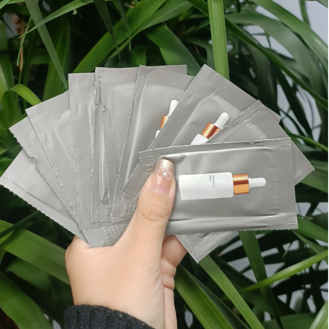 【大叔推荐】胜肽紧致抗皱保湿面部精华2ml*8片（25年1月）