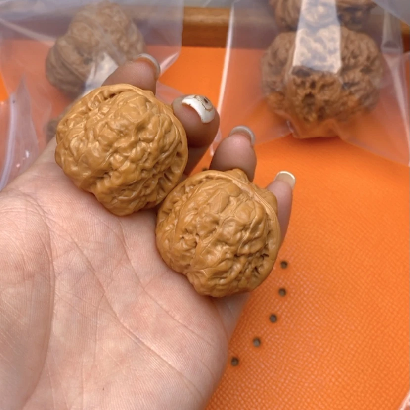 【闪购商品】文玩核桃把件强*
