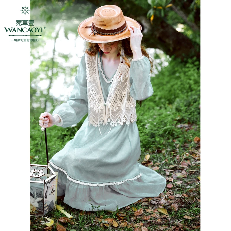 菀壹2025夏季新连衣裙女海天蓝纯色v领气质a字中长裙子Q05721439