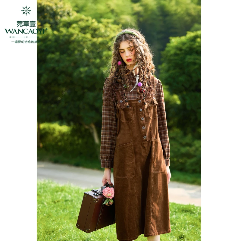 菀壹2024冬季新款显瘦休闲复古宽松格子文艺时尚套装H06720351