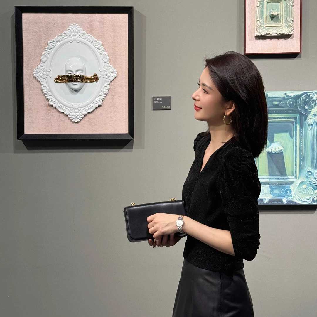 月色星河 醋酸V领泡泡袖24年新款秋冬短上衣#253