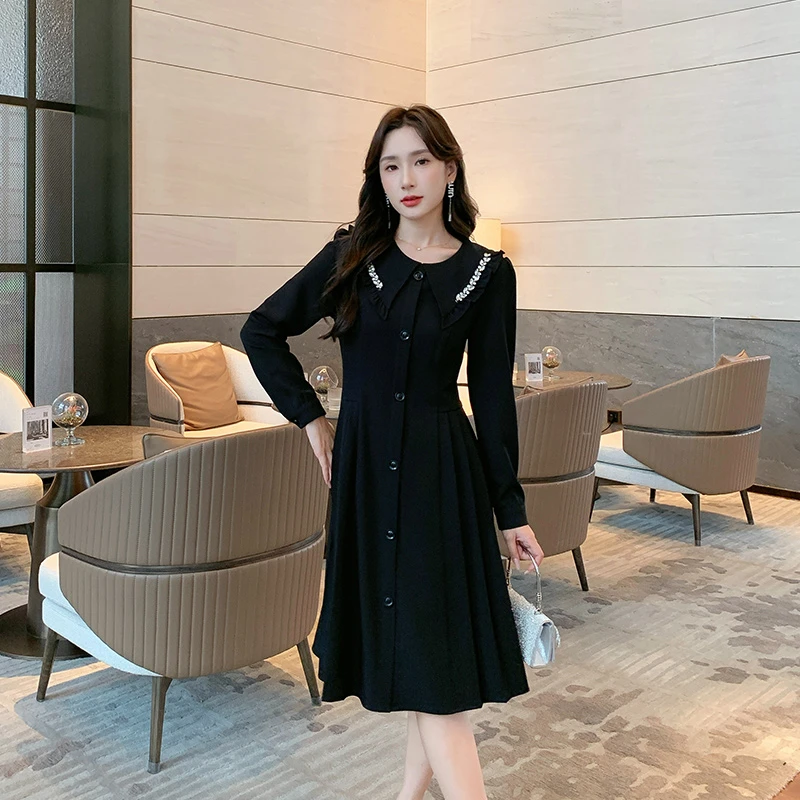 奢姿大码女装2024秋季减龄钻饰娃娃领裙子胖妹妹时尚简约连衣裙