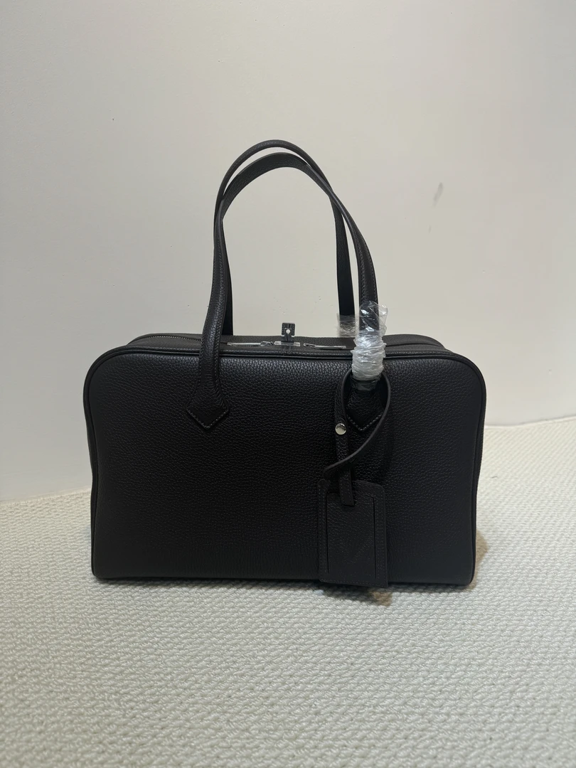 【大萌的店】维多利亚钢五金手提女包经典时尚百搭休闲简约小众真皮