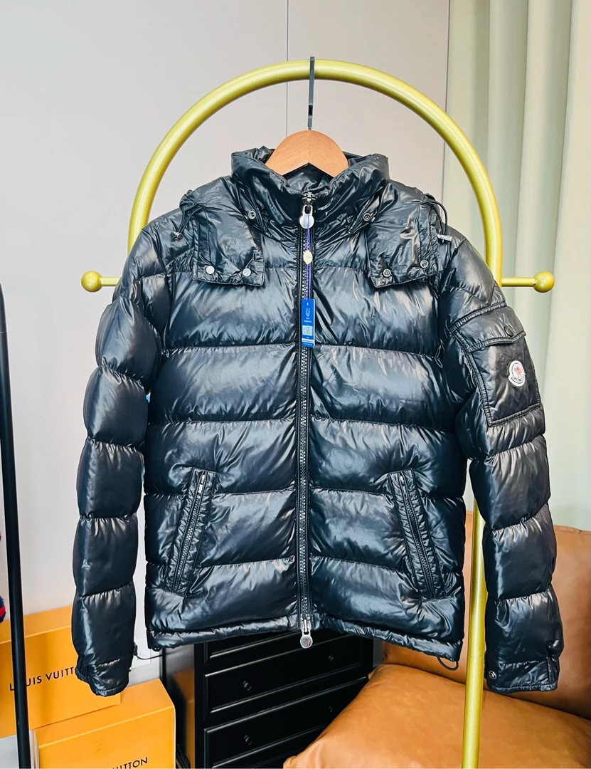 Moncler/盟可睐 黑色漆面maya羽绒服 0码 99新 柜柜14490