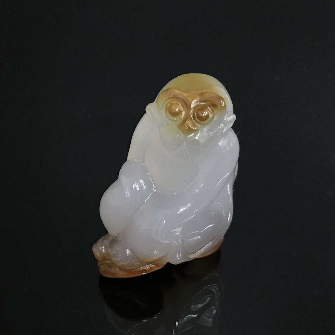 清代玛瑙巧雕灵猴献寿/495816/收藏/传承/【友谊文物商店】