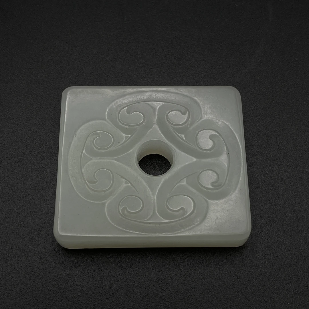 清代玉勾云纹佩212100/收藏/传承/【友谊商店】