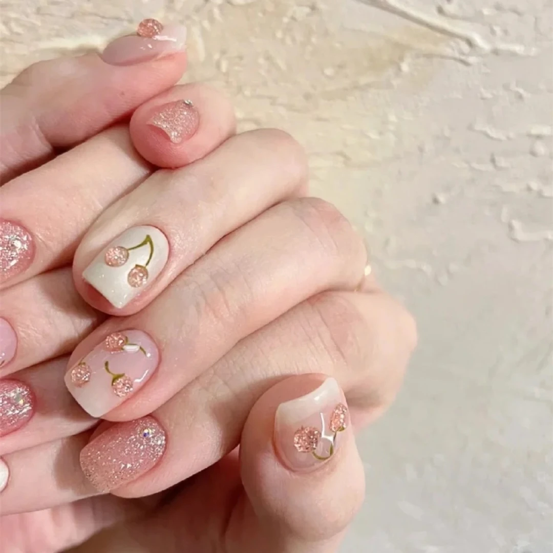 D09 小樱桃 精致穿戴甲 纯手工穿戴甲 反复拆卸 手工指甲贴ins