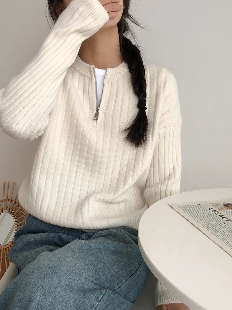 拉链圆领坑条刺绣套头毛衣女秋冬宽松慵懒风针织衫长袖设计感上衣