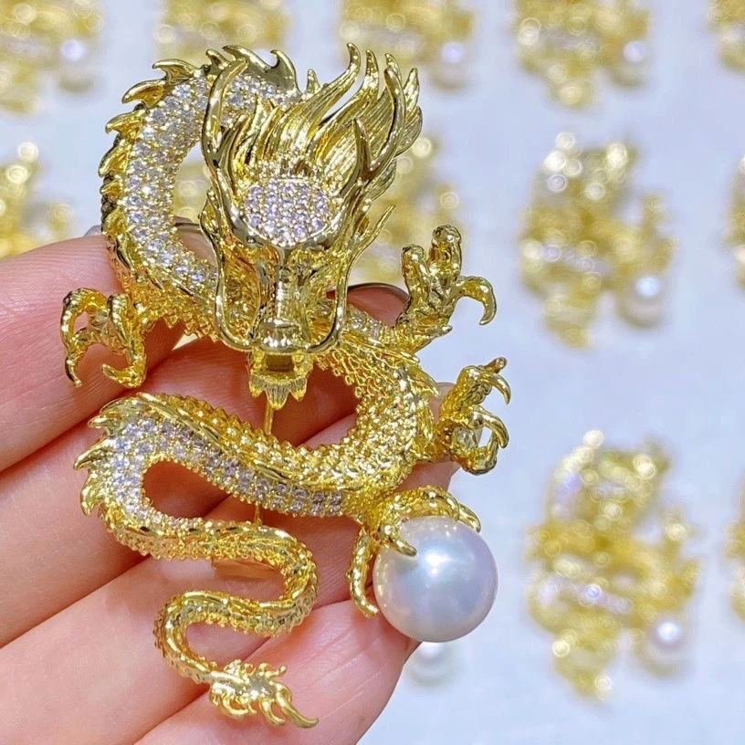 批发天然淡水珍珠胸针胸花龙年气质时尚饰品金色本命年中古复古