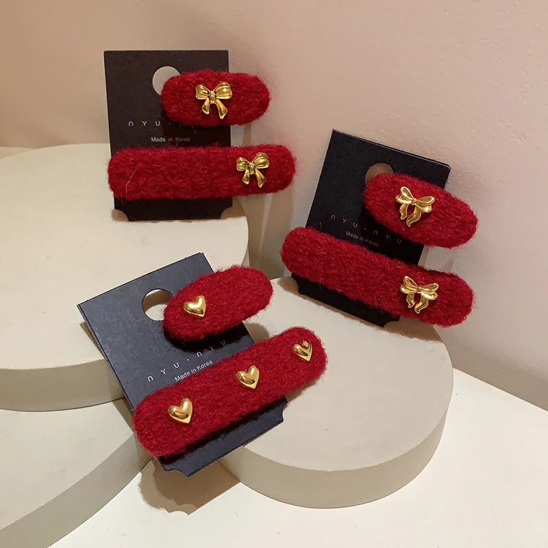 红色毛呢蝴蝶结爱心发夹